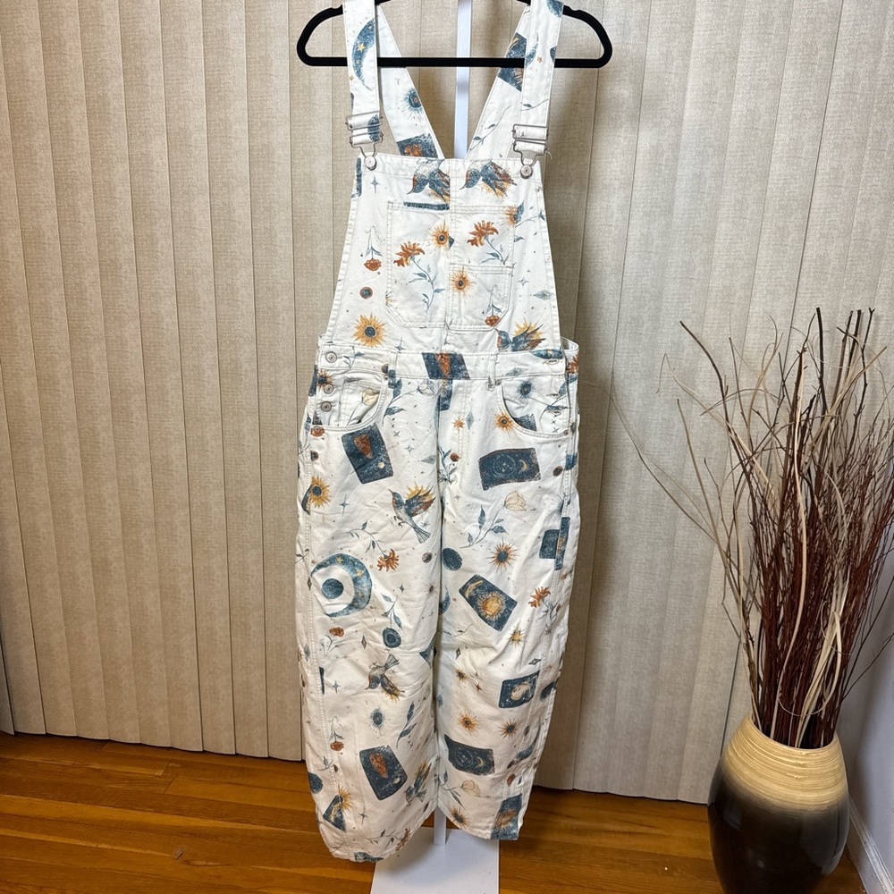 We The Free overall barrel style size M New without tags